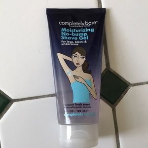 Completely bare moisturizing no bump shave gel